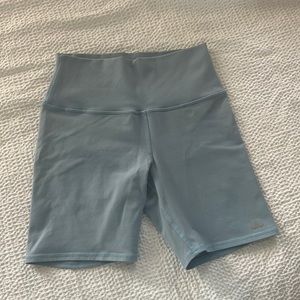 Alo Yoga Biker Shorts Size S - Blue skies (RARE)